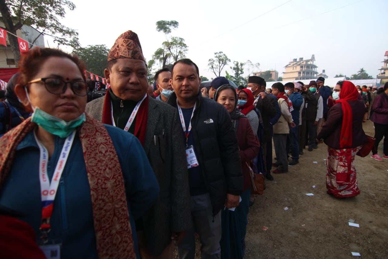 आचारसंहिताविपरीत अघि बढ्यो एमाले महाधिवेशन, ओली पक्षबाट आयोगको निर्देशन उल्लंघन